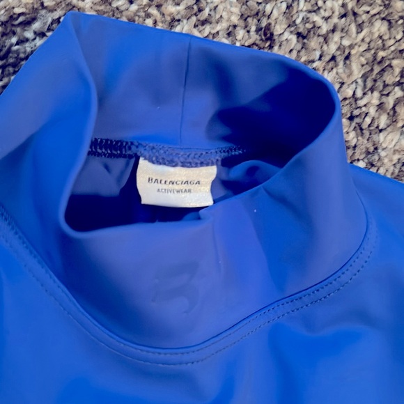 Balenciaga blue active wear top - Picture 3 of 6